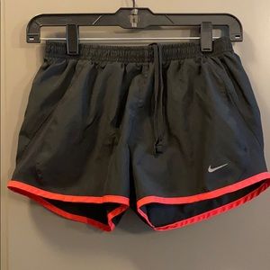 Nike running short S